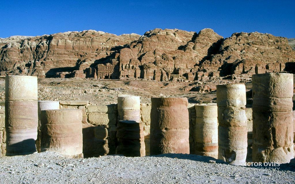 Petra - Roman Colums